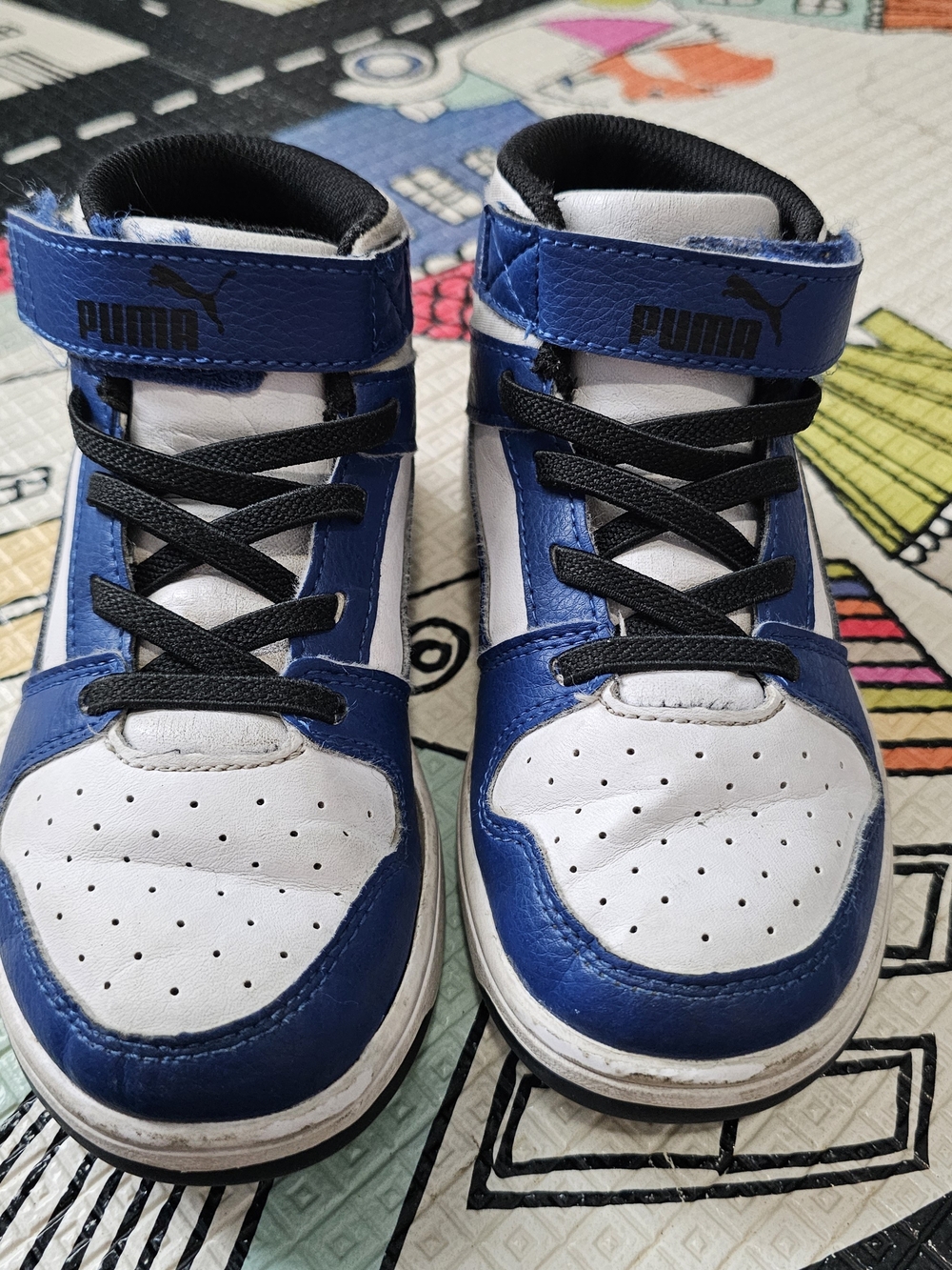 Puma Kids' Mid-Top Sneakers in Blue and White